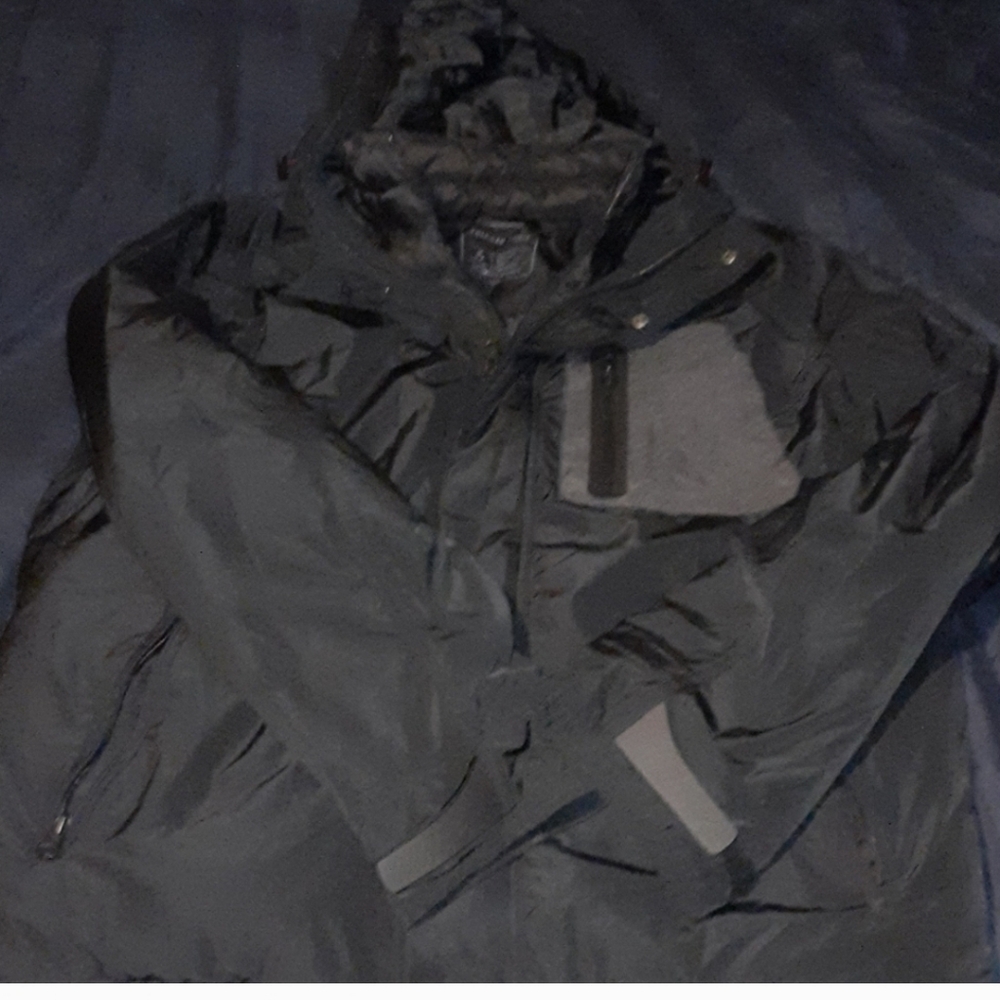 American Eagle Black Medium Winter Jacket - image 3